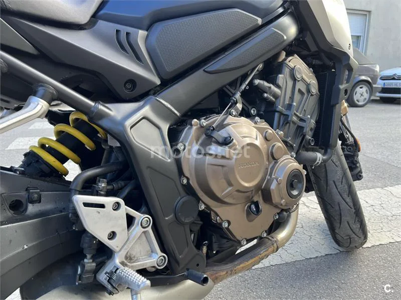 Honda CB 650 R – Vista 7