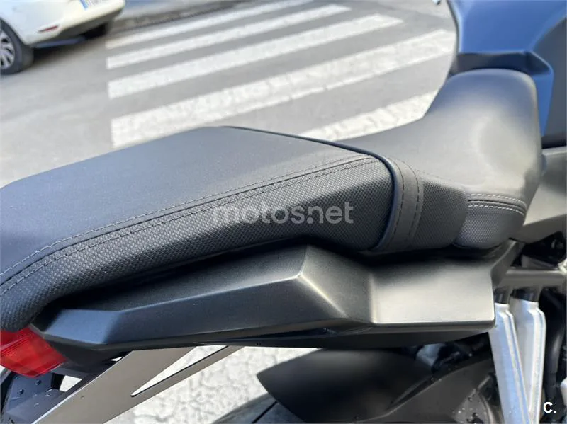 Honda CB 650 R – Vista 9