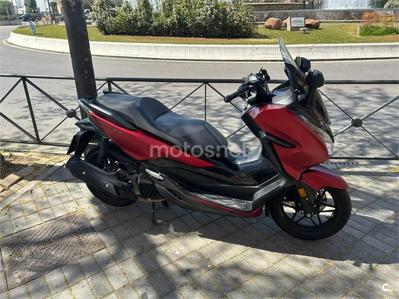 Honda Forza 125 – Vista 3