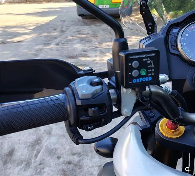 Suzuki V-Strom 1000 – Vista 9