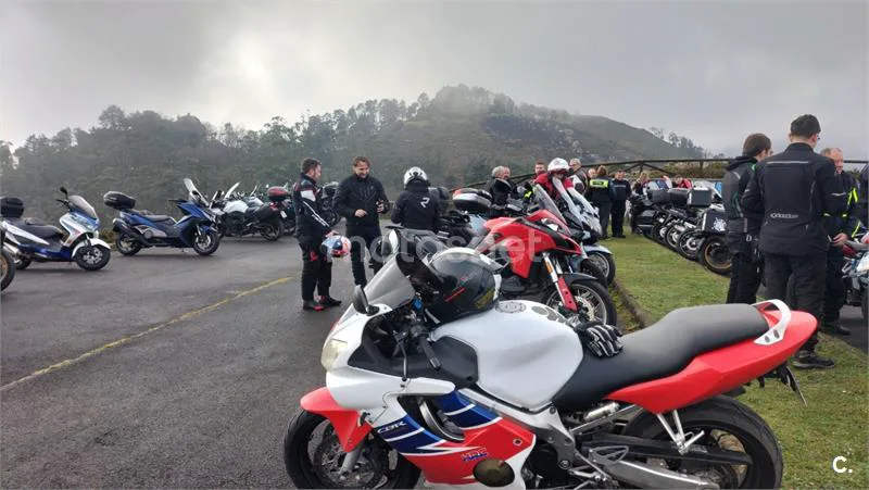 Honda CBR 600F – Vista 8