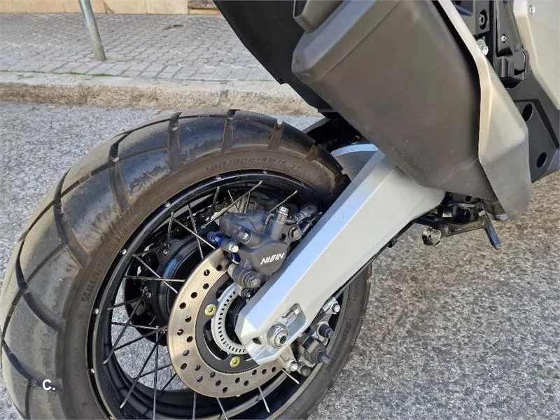 Honda X-ADV – Vista 5