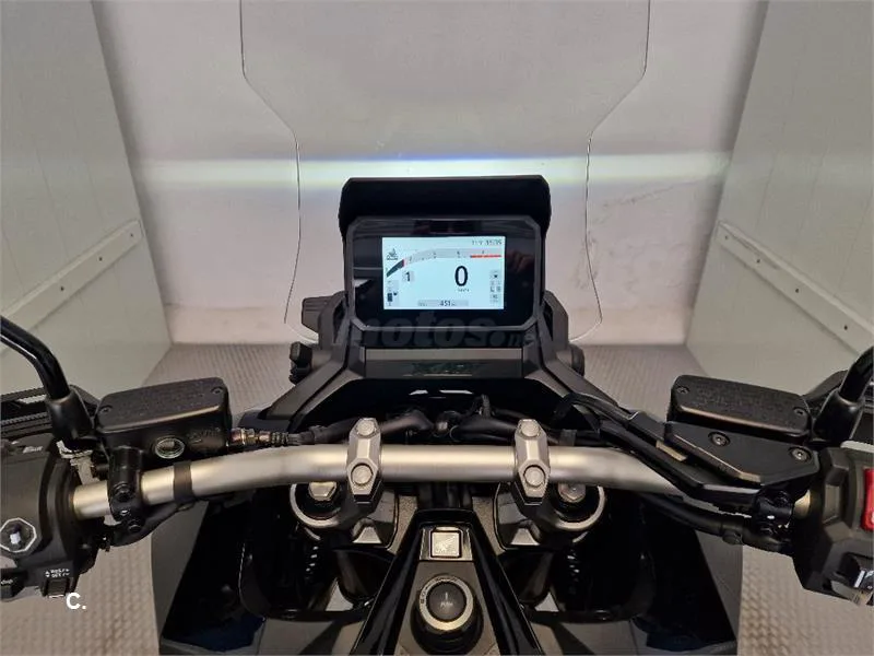 Honda X-ADV – Vista 6