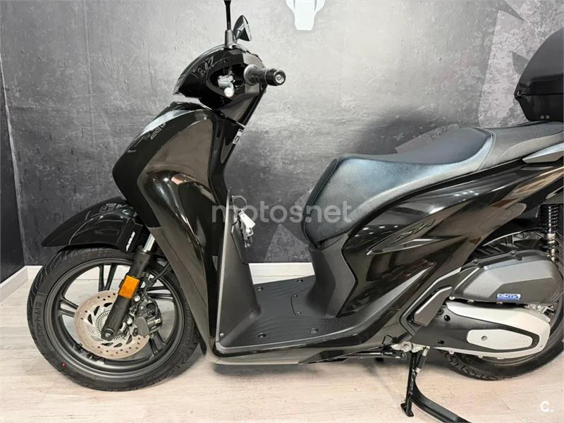 Honda SH 125i – Vista 11