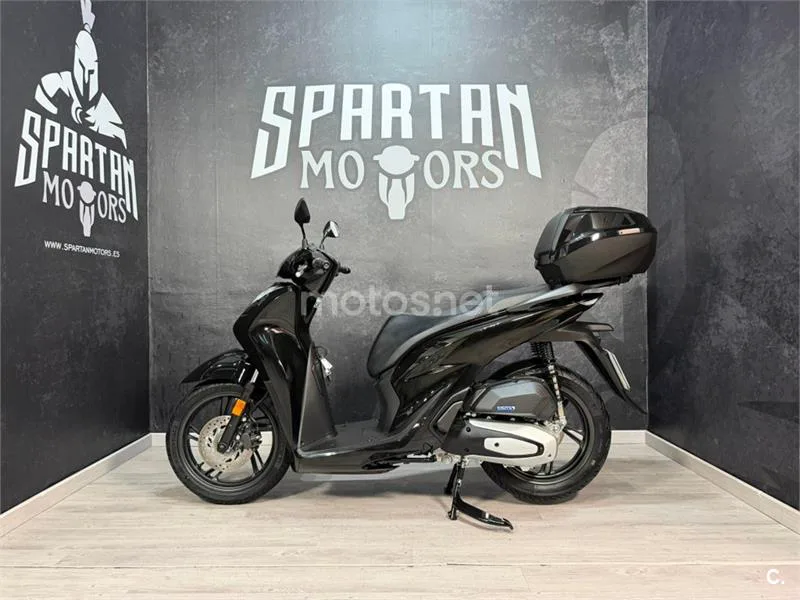 Honda SH 125i – Vista 4