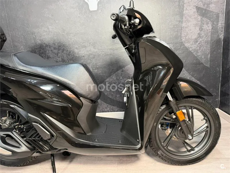 Honda SH 125i – Vista 10