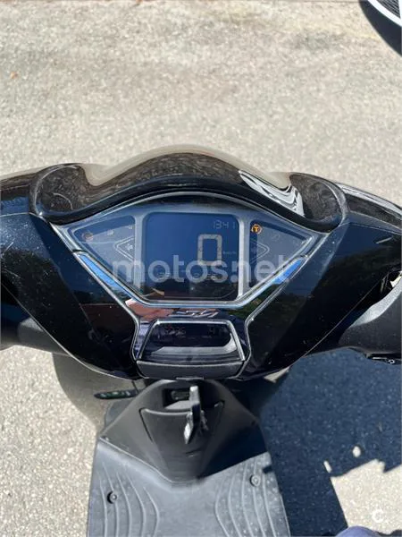 Honda SH 125i – Vista 5