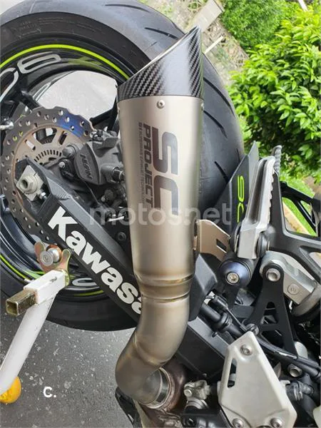 Kawasaki Z900 – Vista 18