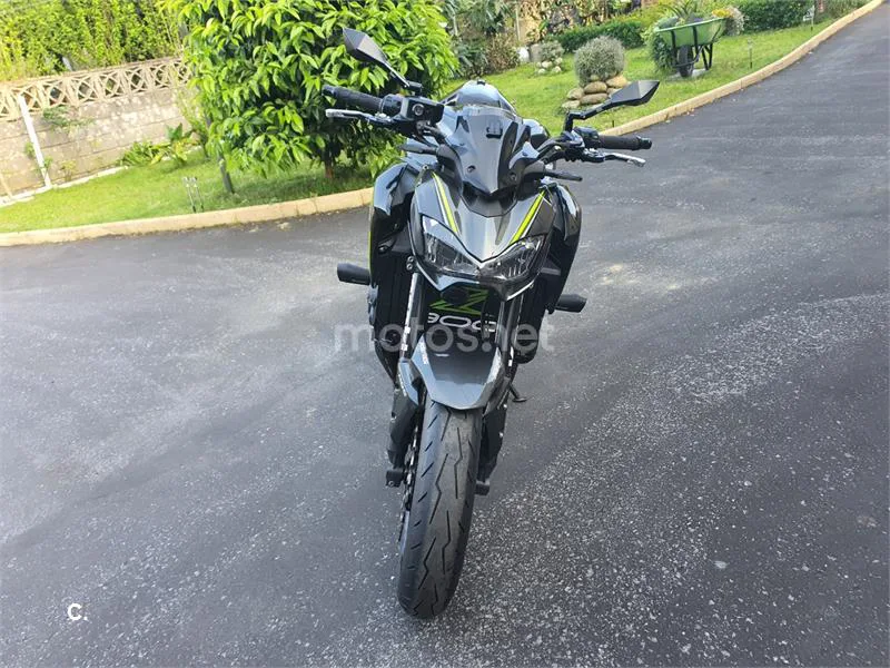 Kawasaki Z900 – Vista 3