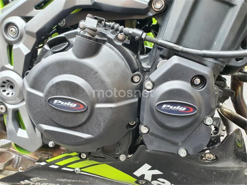 Kawasaki Z900 – Vista 25