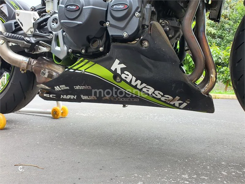 Kawasaki Z900 – Vista 26