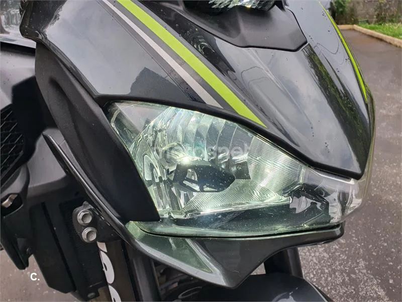 Kawasaki Z900 – Vista 32