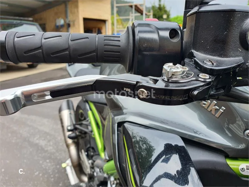 Kawasaki Z900 – Vista 6