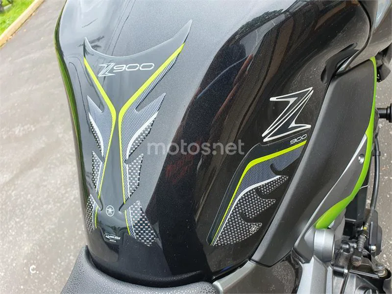 Kawasaki Z900 – Vista 10