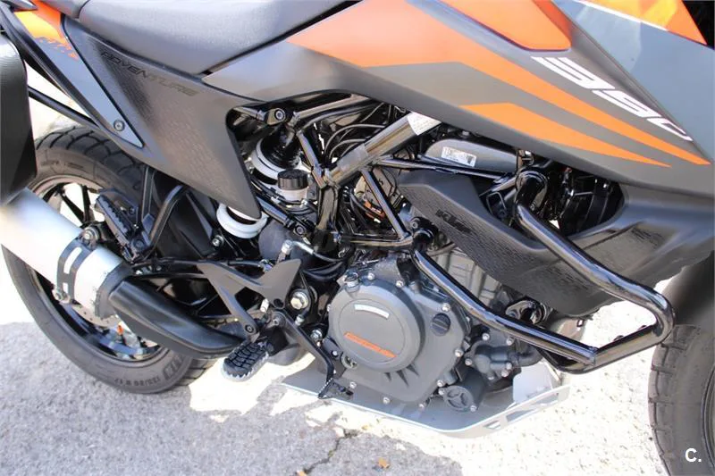 KTM 390 – Vista 13