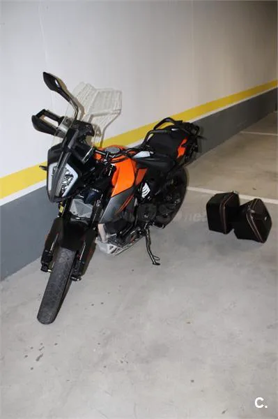 KTM 390 – Vista 10