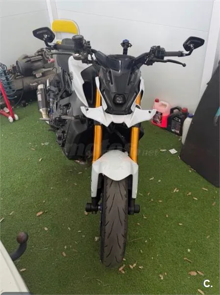 Yamaha MT-09 – Vista 2