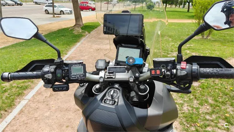 Honda X-ADV – Vista 12