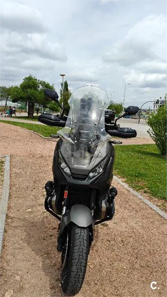 Honda X-ADV – Vista 3