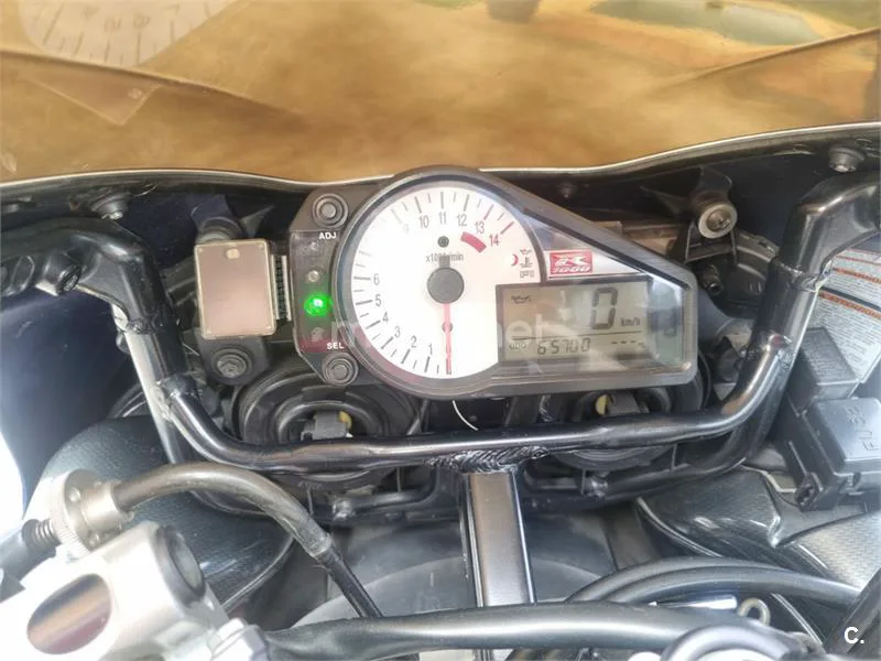 Suzuki GSX-R1000 – Vista 6