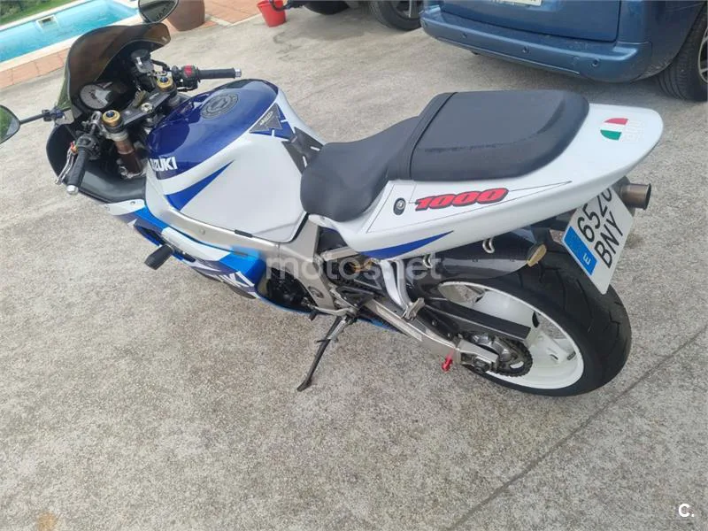Suzuki GSX-R1000 – Vista 8