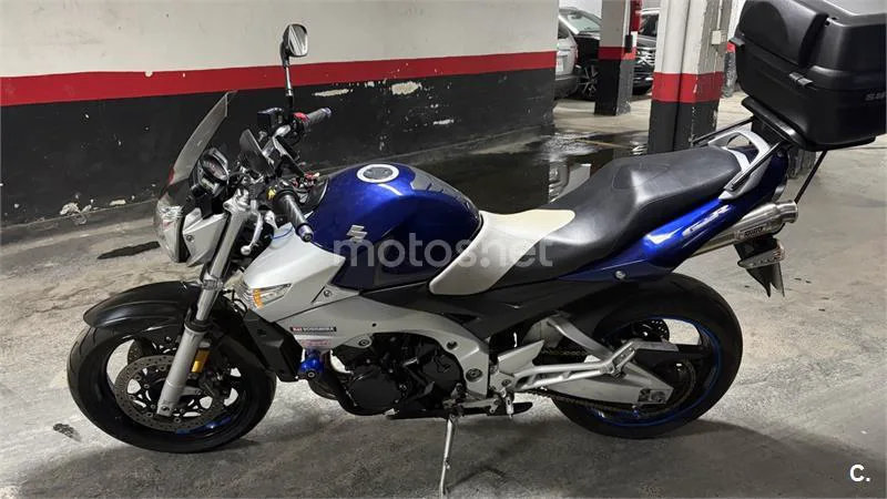 Suzuki GSR 600 – Vista 4
