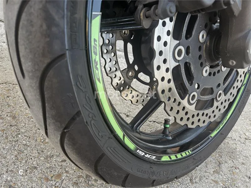 Kawasaki ER-6N – Vista 7