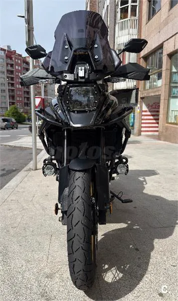 Suzuki V-Strom 1050 – Vista 17