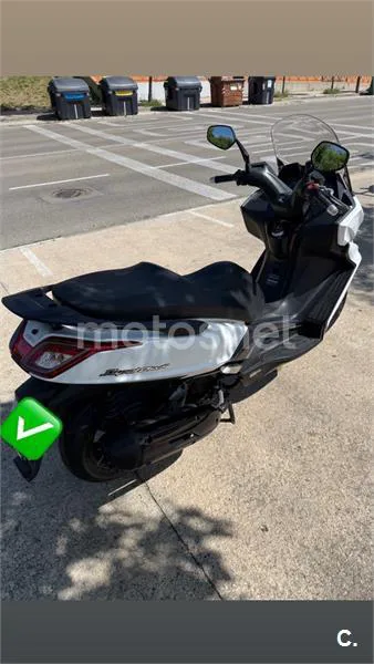 Kymco Super Dink 125i – Vista 3