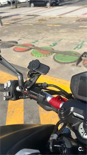 Ducati Monster 821 – Vista 9