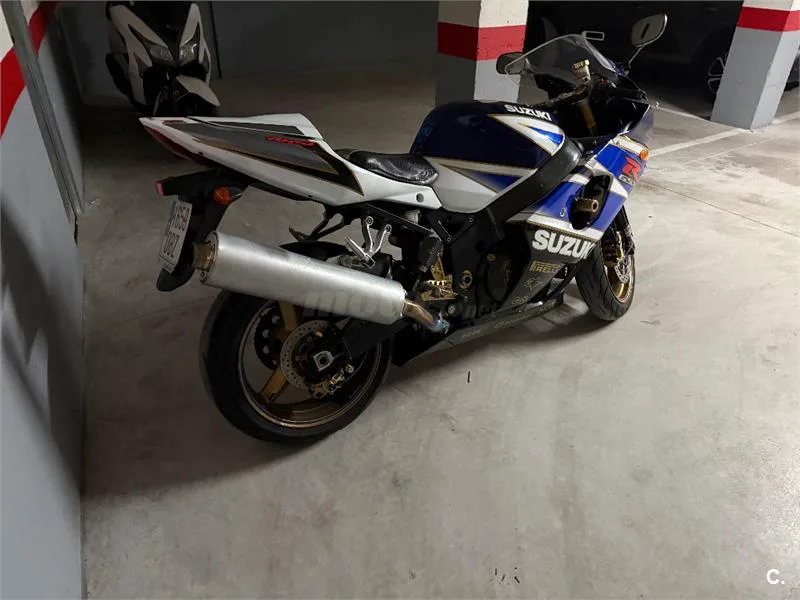 Suzuki GSX R1000 – Vista 3