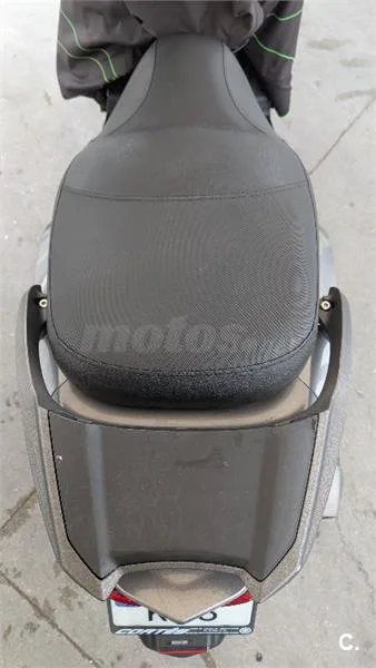 Kymco Grand Dink 125 – Vista 11