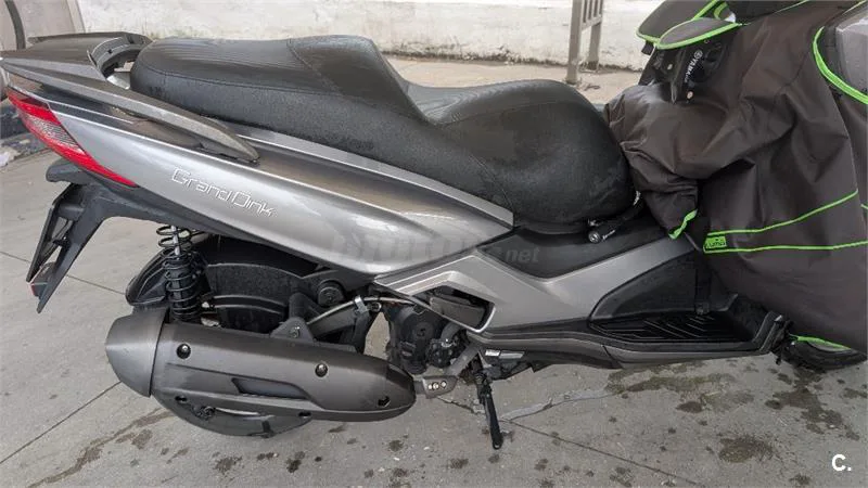 Kymco Grand Dink 125 – Vista 13