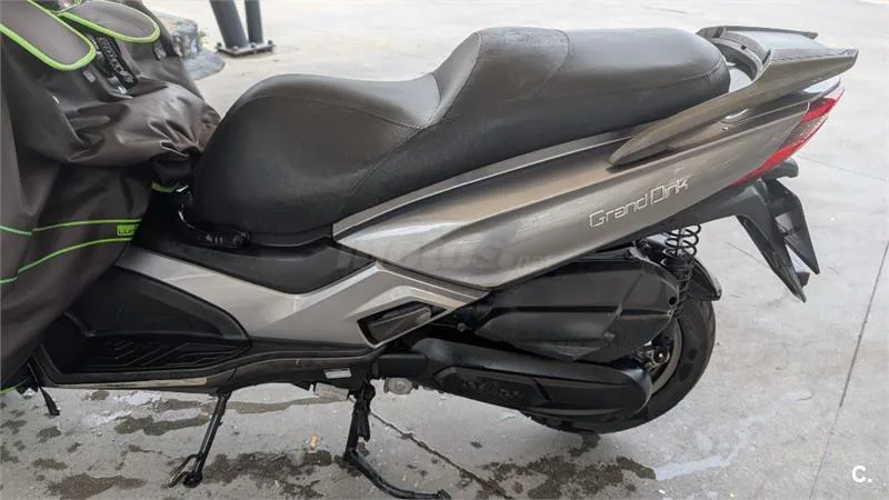 Kymco Grand Dink 125 – Vista 14