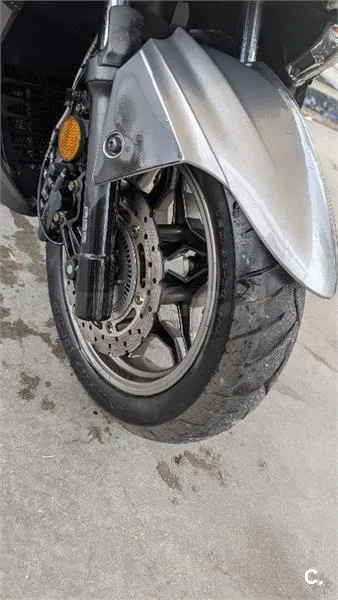 Kymco Grand Dink 125 – Vista 15