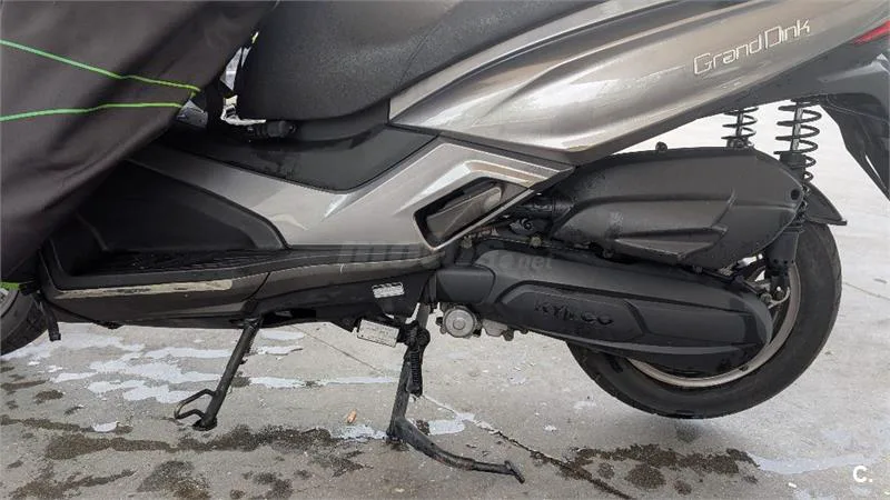 Kymco Grand Dink 125 – Vista 4