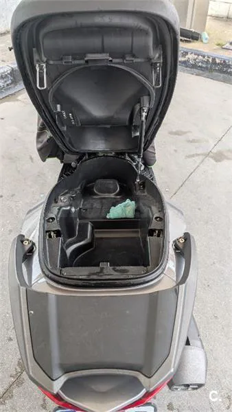 Kymco Grand Dink 125 – Vista 5