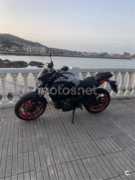 Yamaha MT-07 – Vista 4