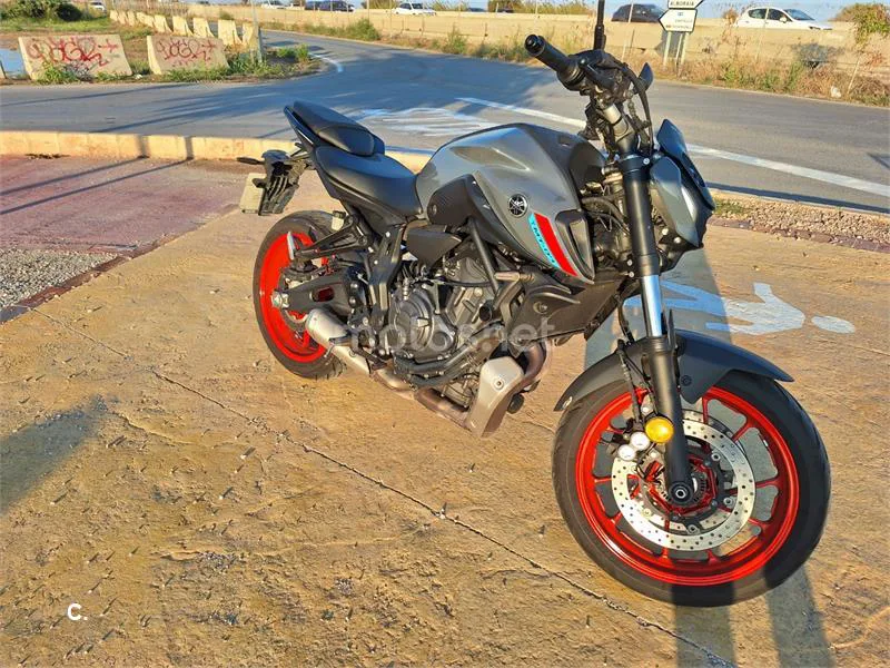 Yamaha MT-07 – Vista 6