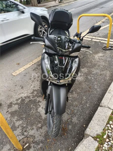Honda SH 125i – Vista 3
