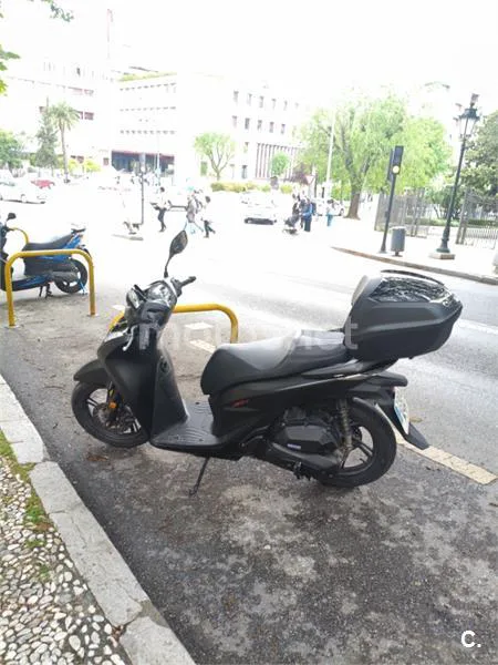 Honda SH 125i – Vista 7