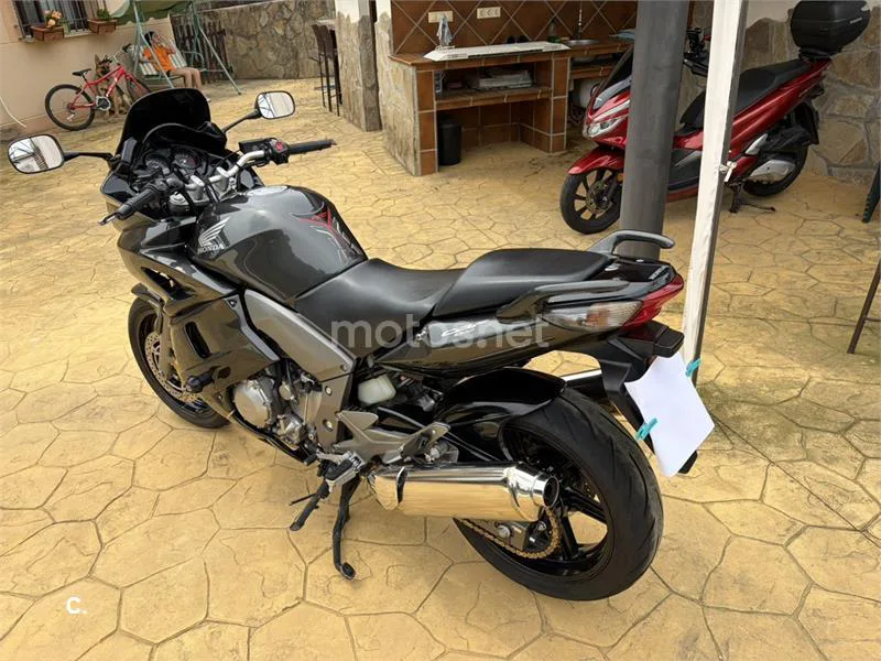 Honda CBF 1000 – Vista 9