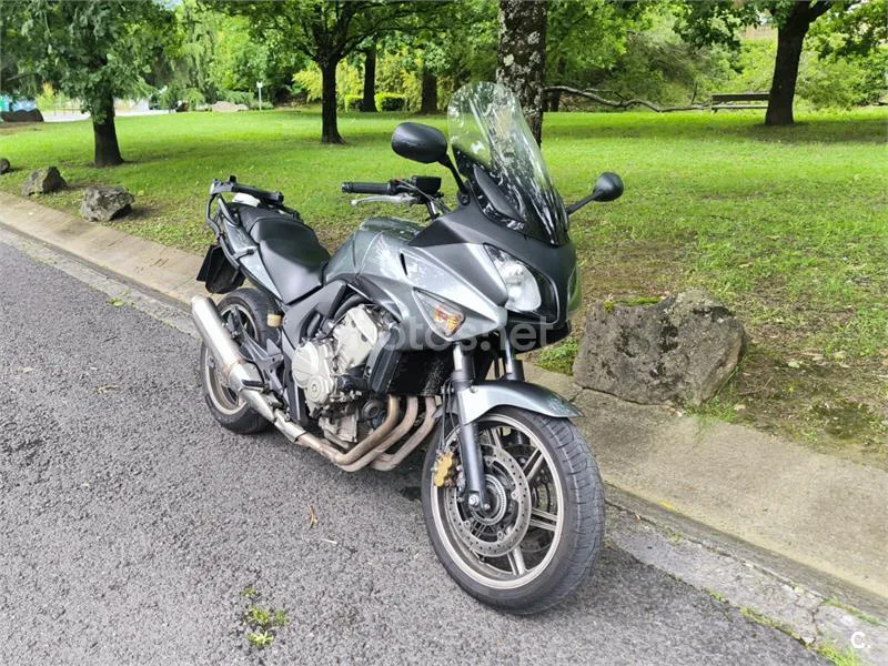 Honda CBF 600 S – Vista 5