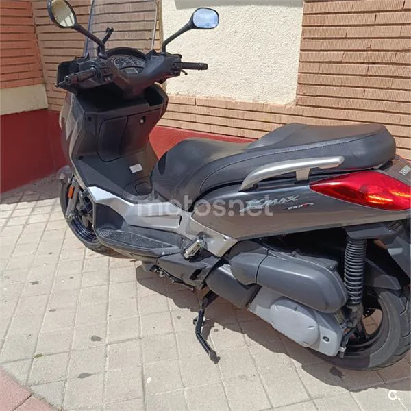 Yamaha XMAX 250 – Vista 5