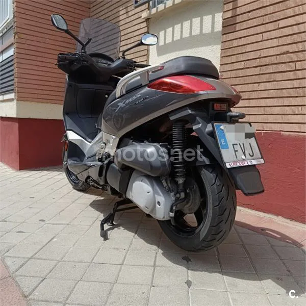 Yamaha XMAX 250 – Vista 9