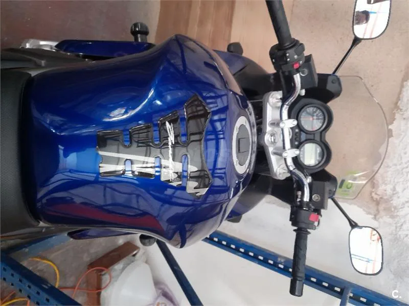 Suzuki Bandit 650 – Vista 5