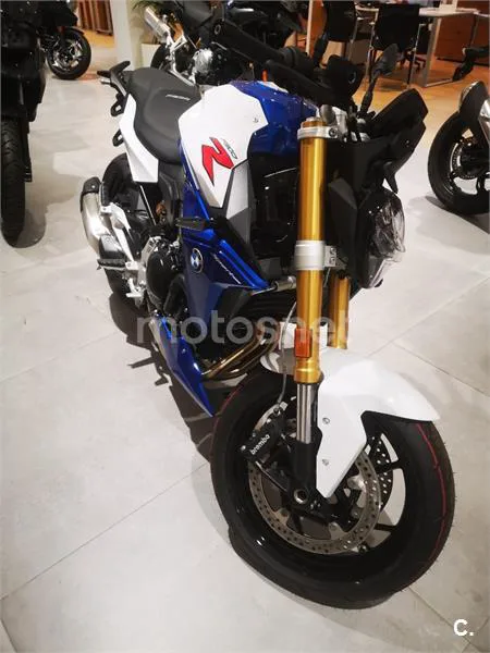 BMW F 900 R – Vista 4