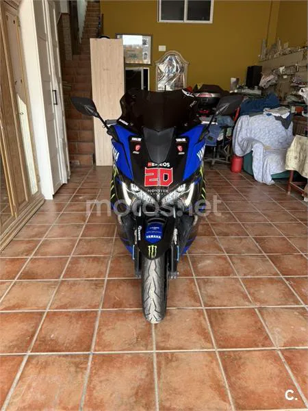 Yamaha TMAX 560 – Vista 2