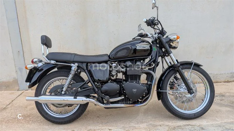 Triumph Bonneville T100 – Vista 2