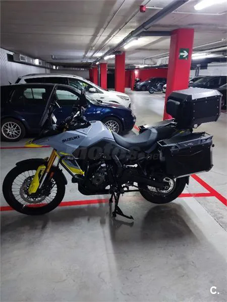 Suzuki V-Strom 800 – Vista 3